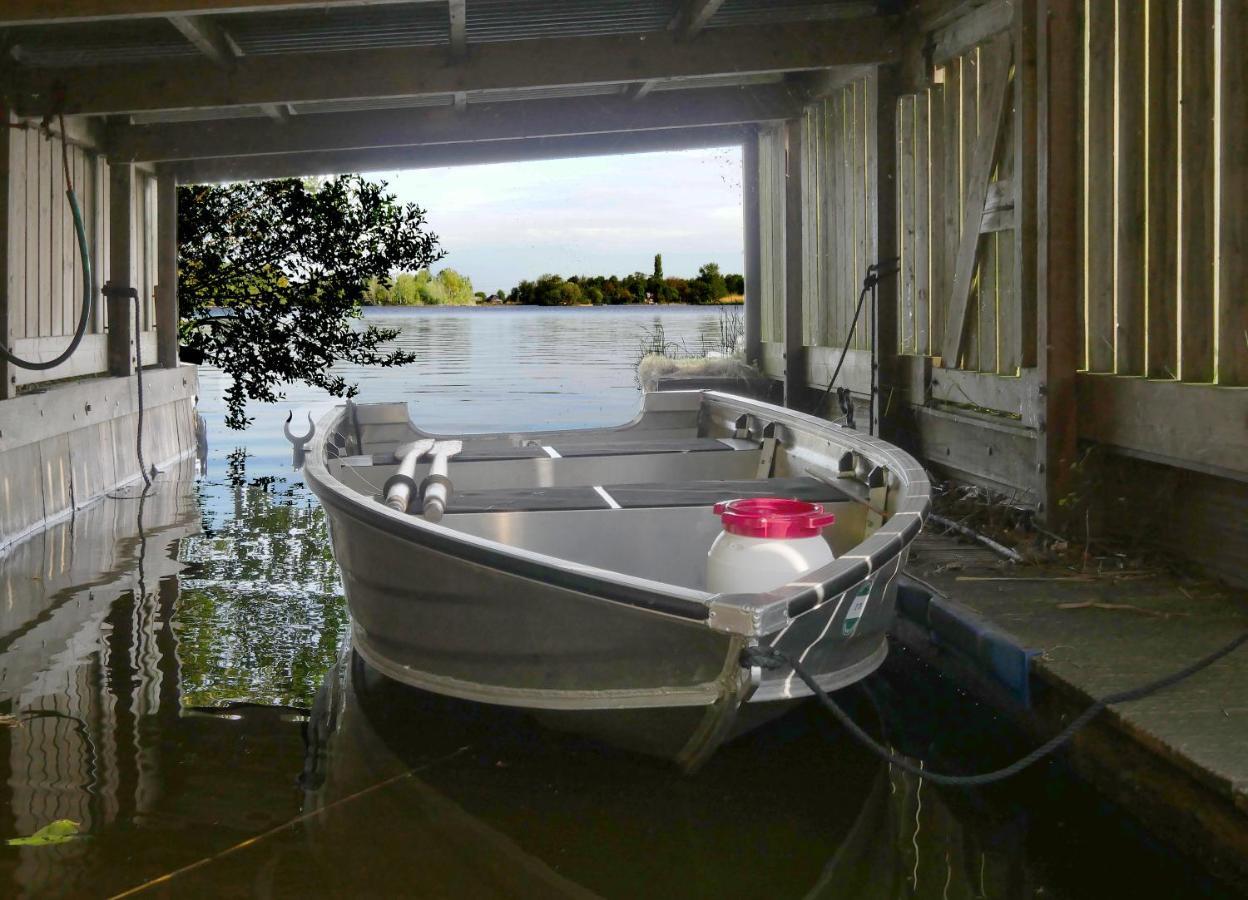 Reeuwijkse Plassen Exterior photo