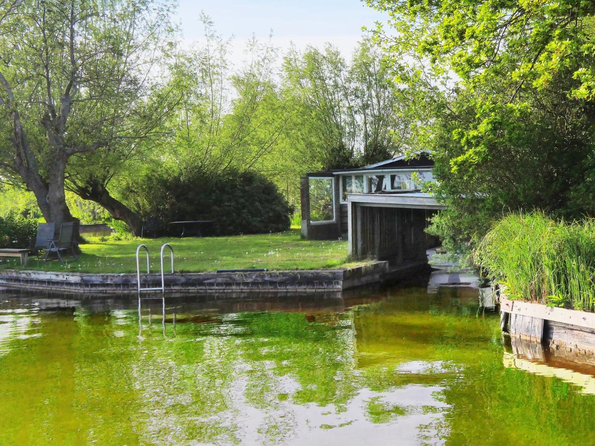 Reeuwijkse Plassen Exterior photo